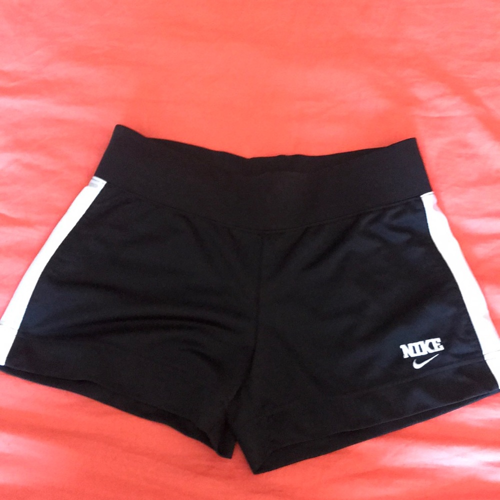 Nike Black Athletic Gym Shorts Small Women’s